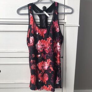 Fabletics Racer Back Tank Top with Mesh Details. Size Small. EUC